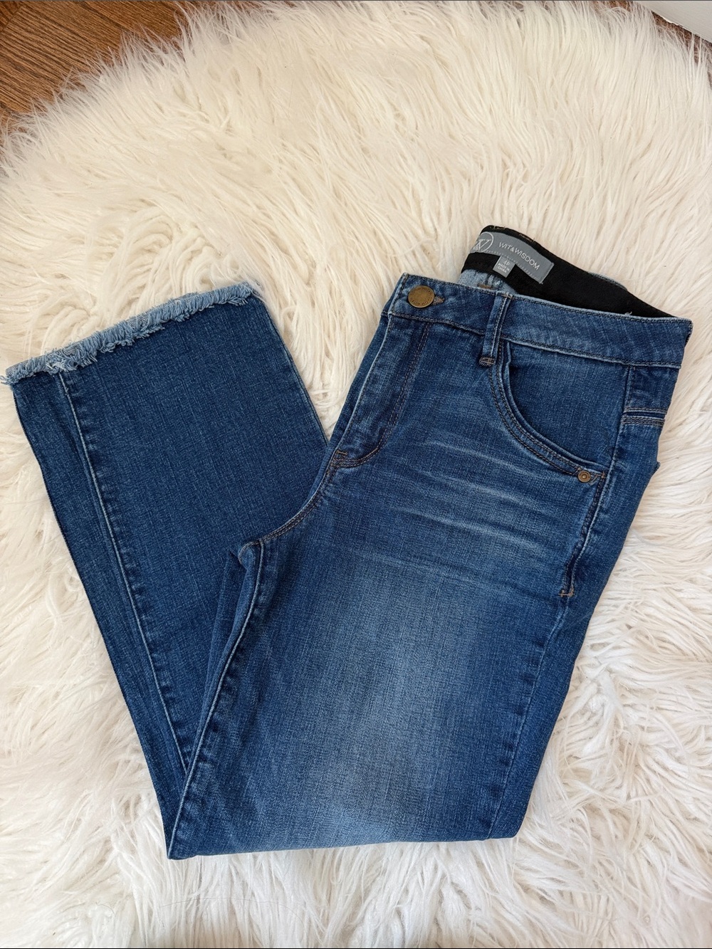 Wit & Wisdom Dark Blue Straight Leg Jeans with Frayed Hem